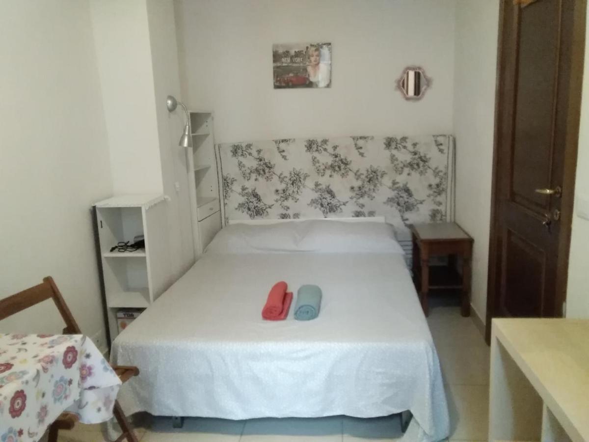 Affittacamere , Rooms Near Trastevere Station 罗马 外观 照片